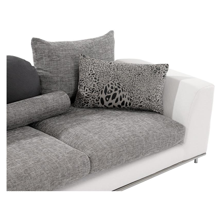 Hanna 2-Piece Sectional Sofa w/Right Chaise alternate image, 5 of 8 images.