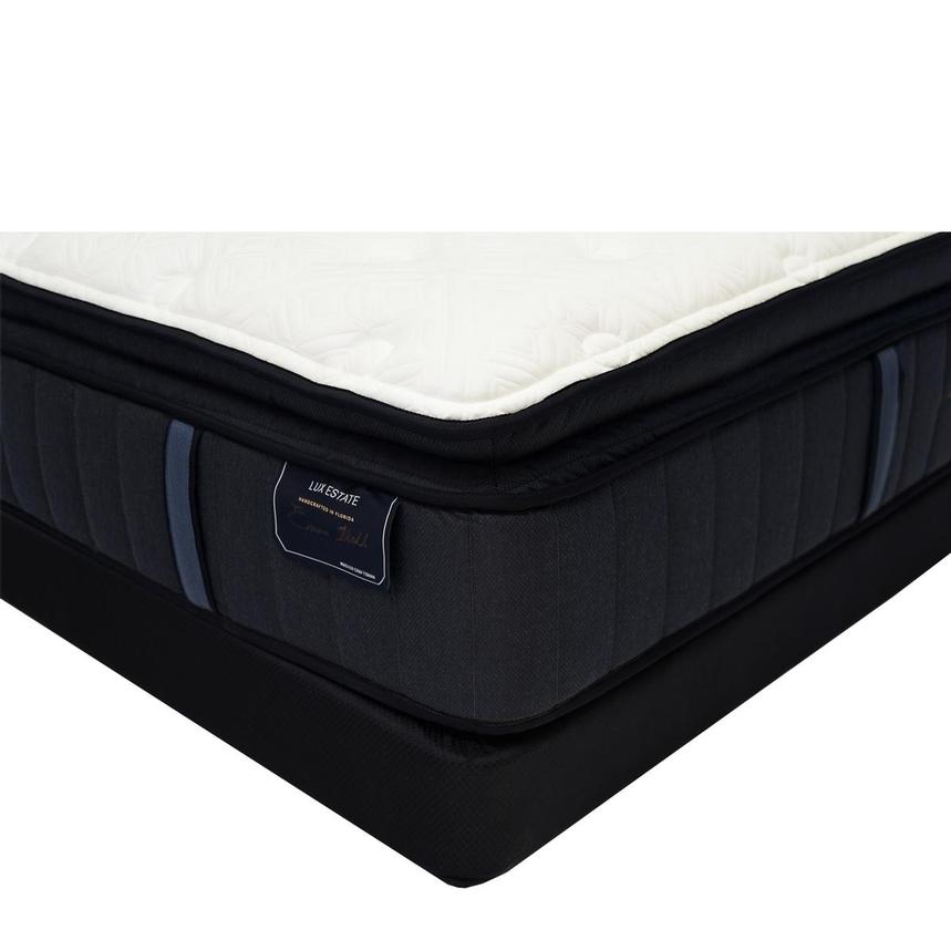 RockWellEPT Queen Mattress w/Low Foundation by Stearns & Foster El