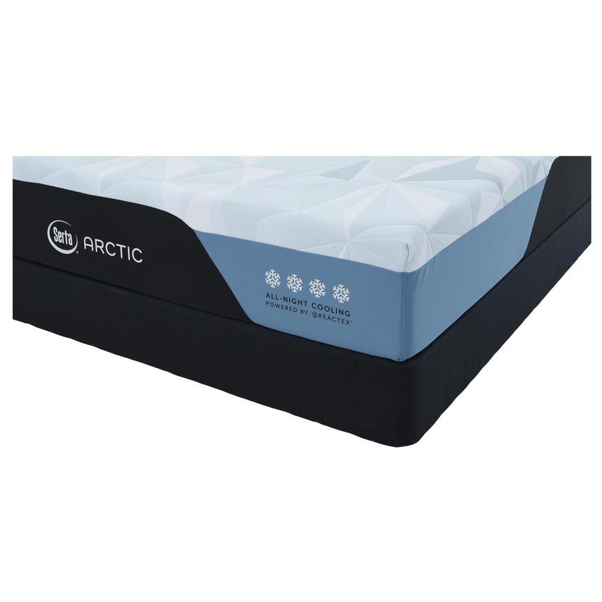 ArcticPlush Queen Mattress w/Regular Foundation by Serta El Dorado