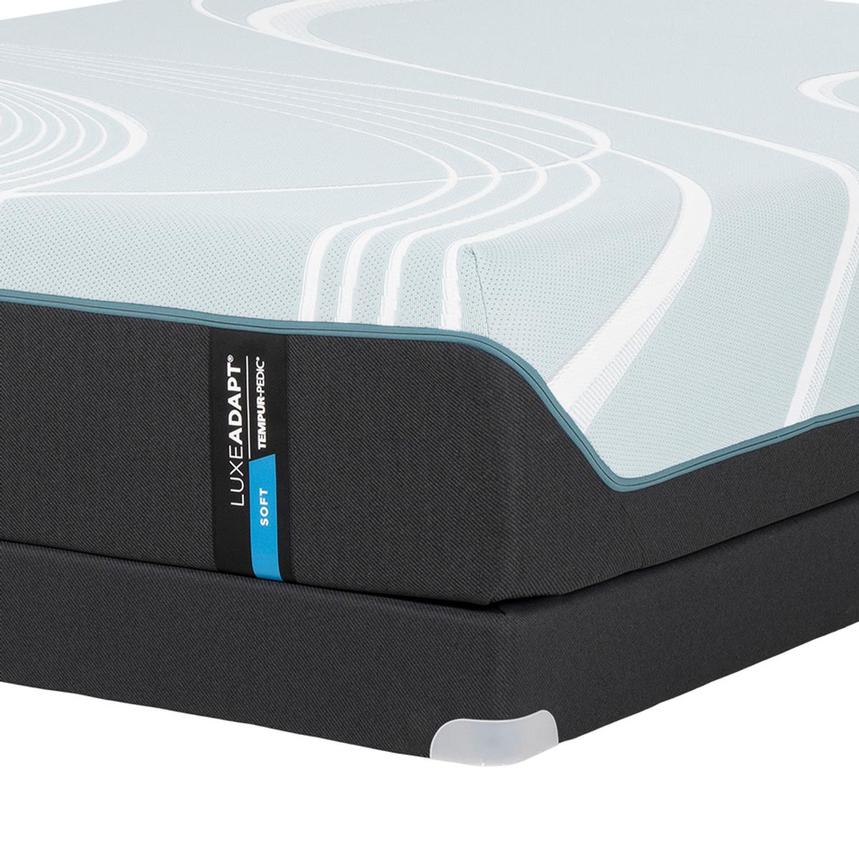 LuxeAdapt Soft King Mattress w/Low Foundation by Tempur-Pedic alternate image, 2 of 4 images.