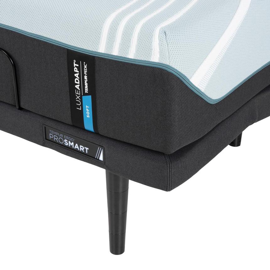 LuxeAdapt Soft Queen Mattress w/Ergo® ProSmart Powered Base by Tempur-Pedic  alternate image, 4 of 6 images.