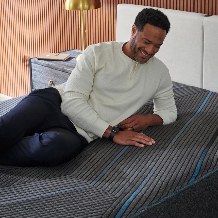 Level Two Hybrid Medium-Firm King Mattress by Beautyrest  alternate image, 4 of 7 images.