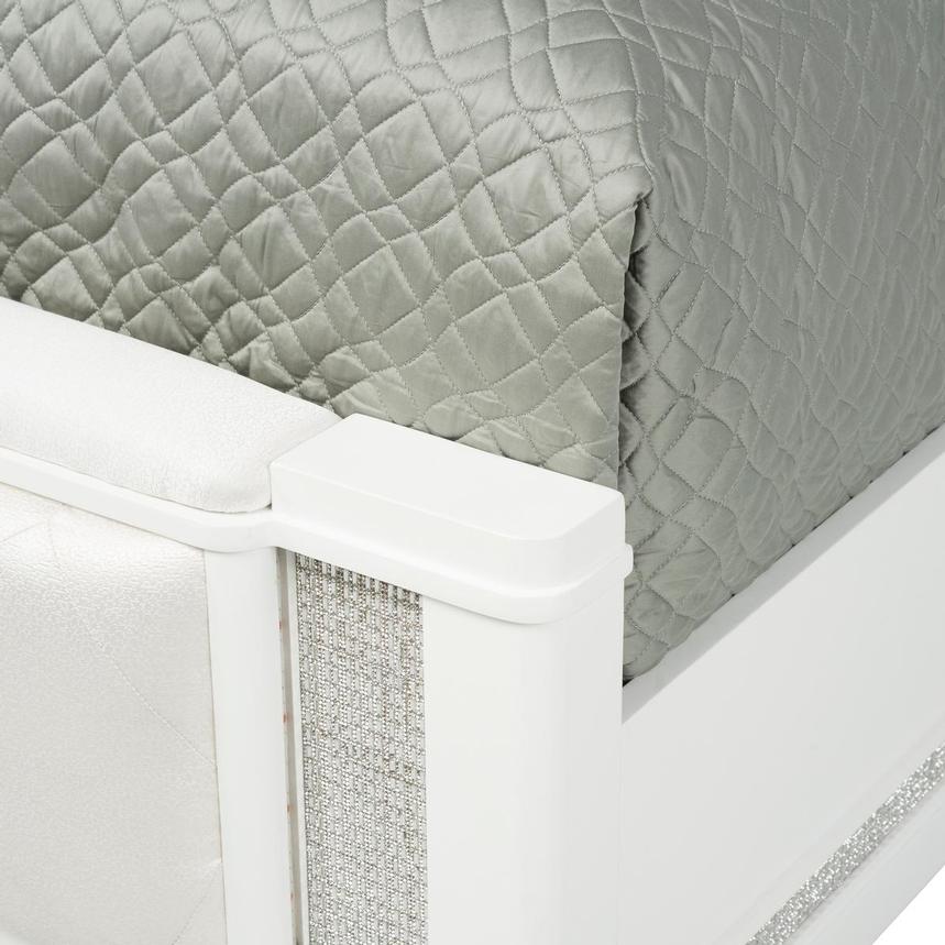 Russell Twin  alternate image, 5 of 9 images.