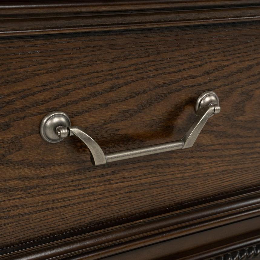 Tomas Dresser  alternate image, 12 of 13 images.