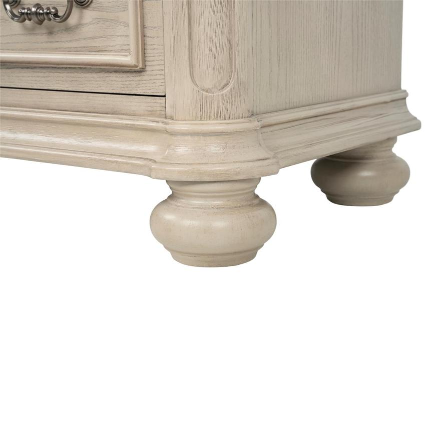 Avenne Chest alternate image, 10 of 11 images.